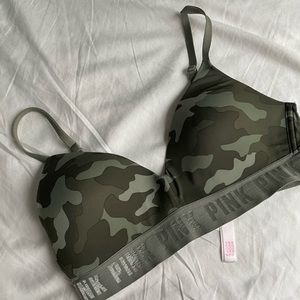 PINK wireless camo bra